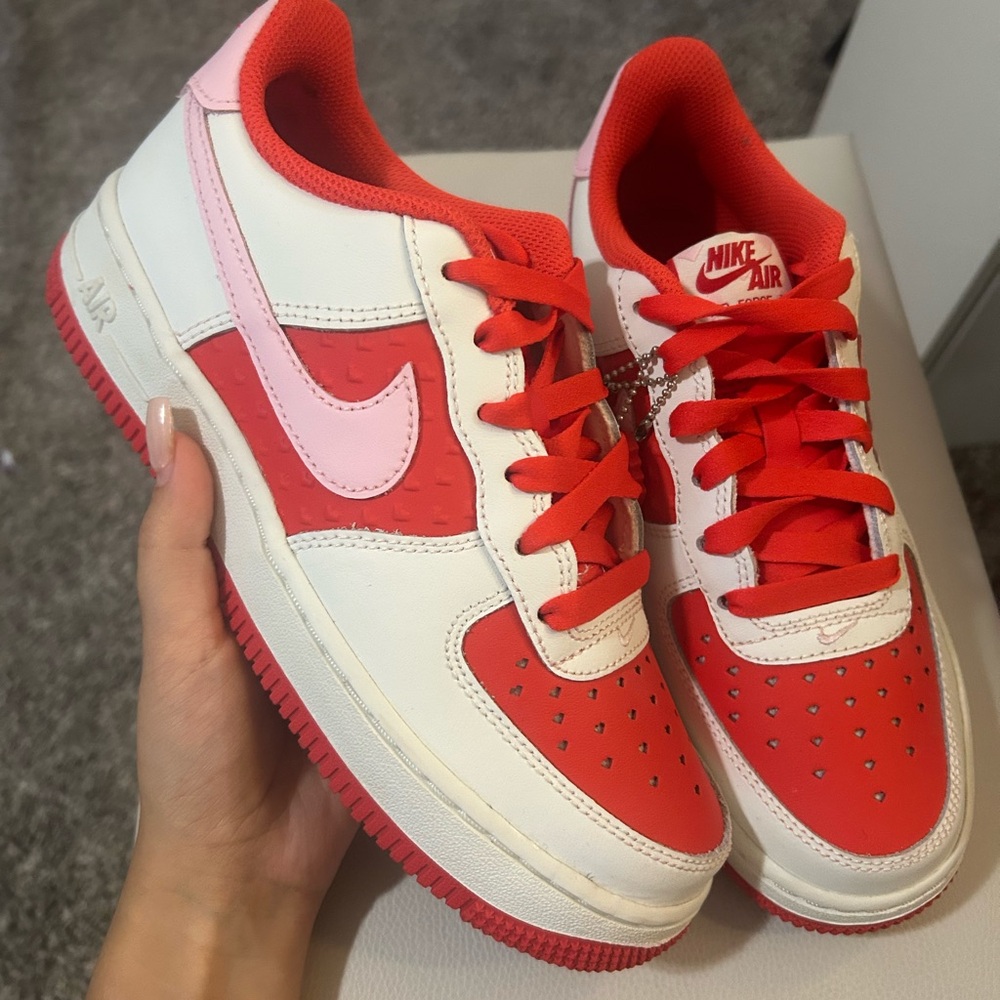 Nike Air Force 1 Valentines Day